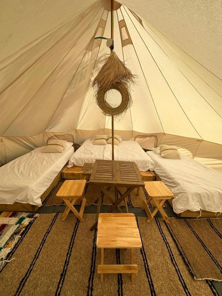 Отель Glamping Zone Монтанехос Экстерьер фото