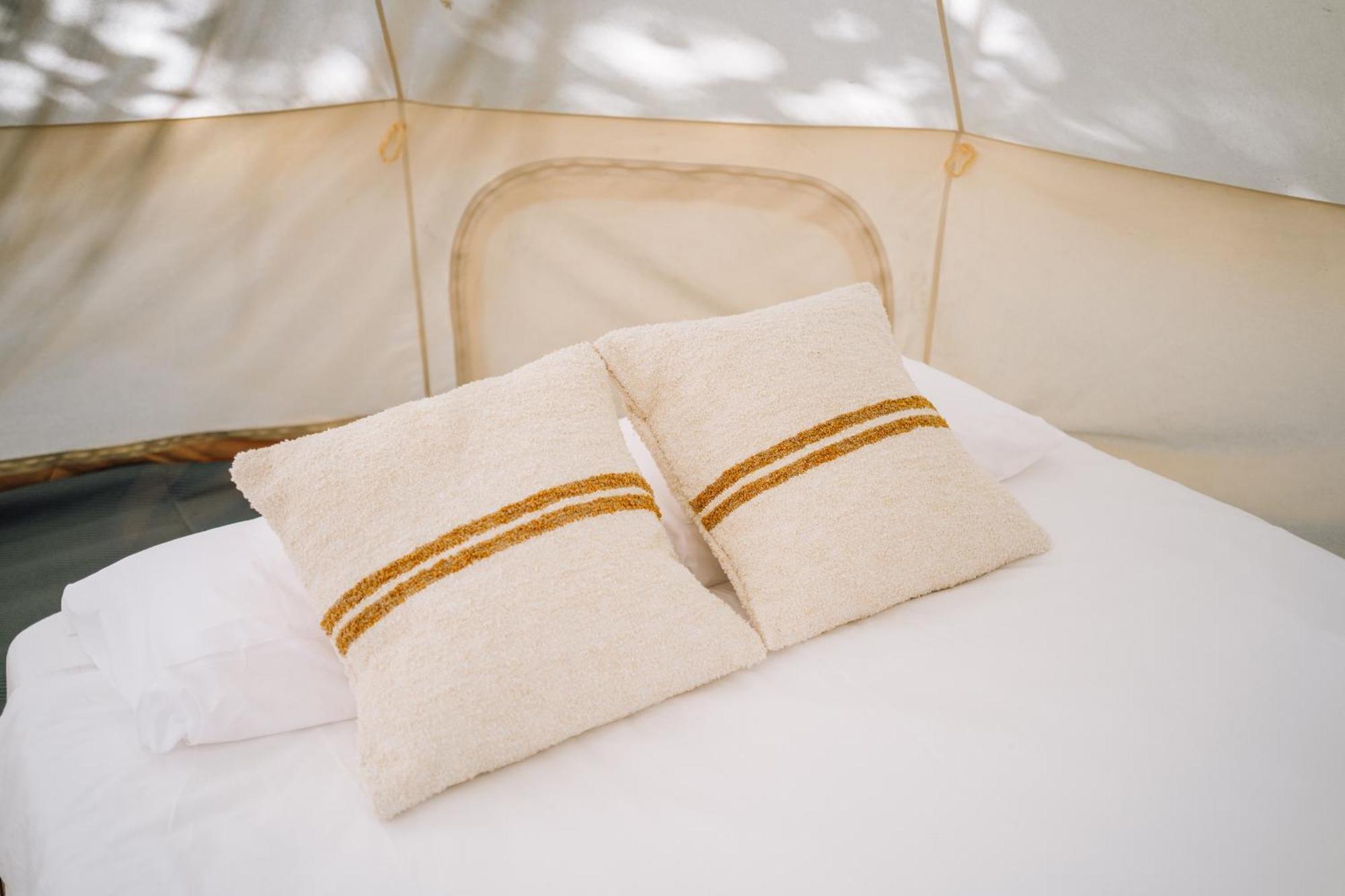 Отель Glamping Zone Монтанехос Экстерьер фото
